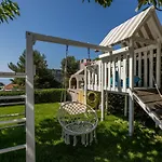 Villa Katess With Heated Pool